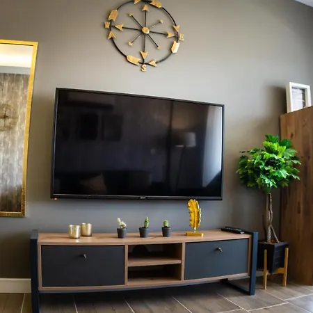 Luxeriose 1br! Netflix & Kuche - 5 Min Vom Strand *